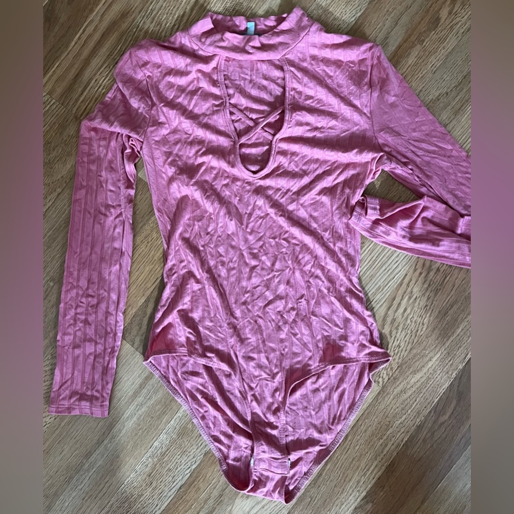 Charlotte Russe Women’s Long Sleeve Mock Neck Bodysuit Striped Pink Size Small
